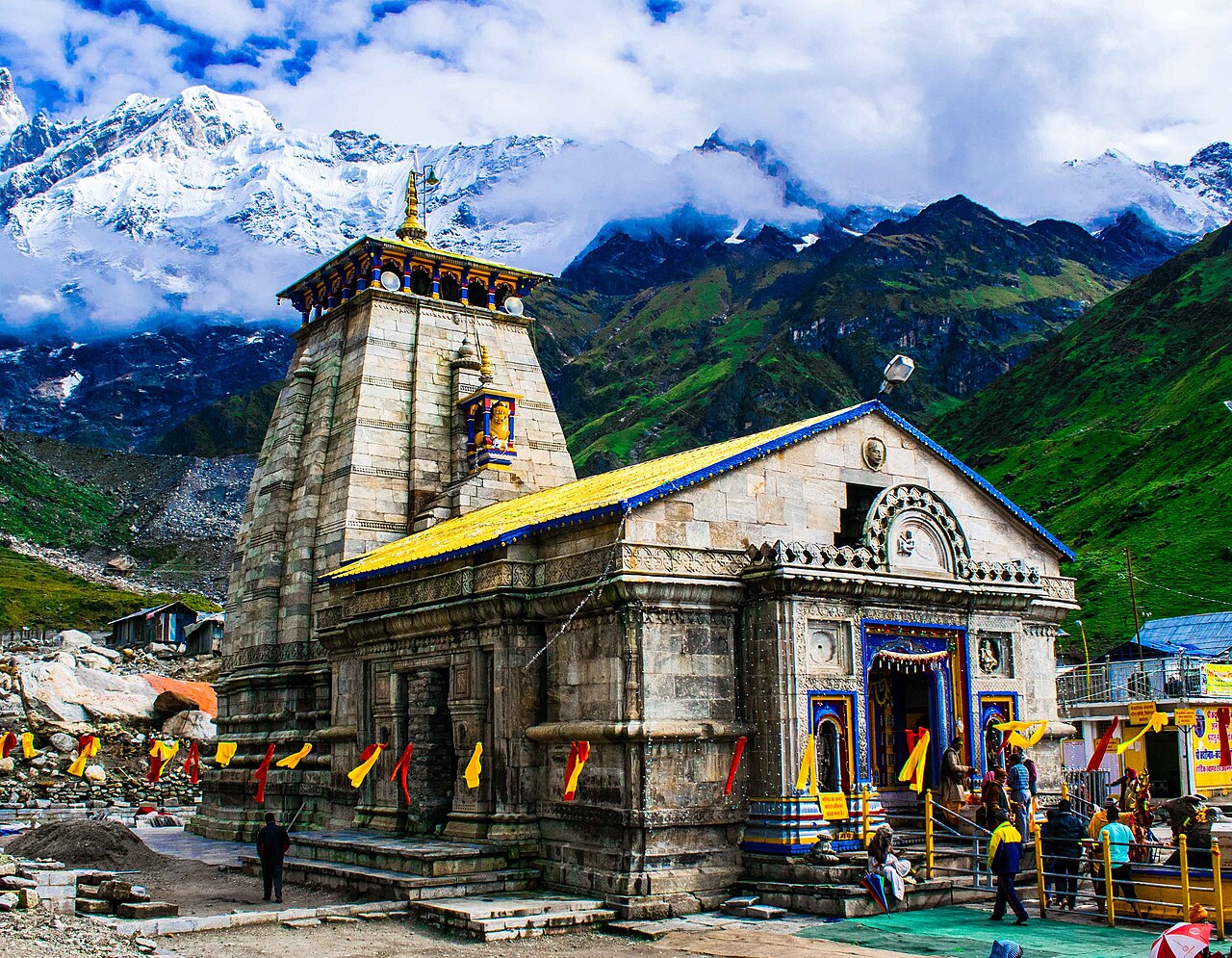Kedarkantha Trek
